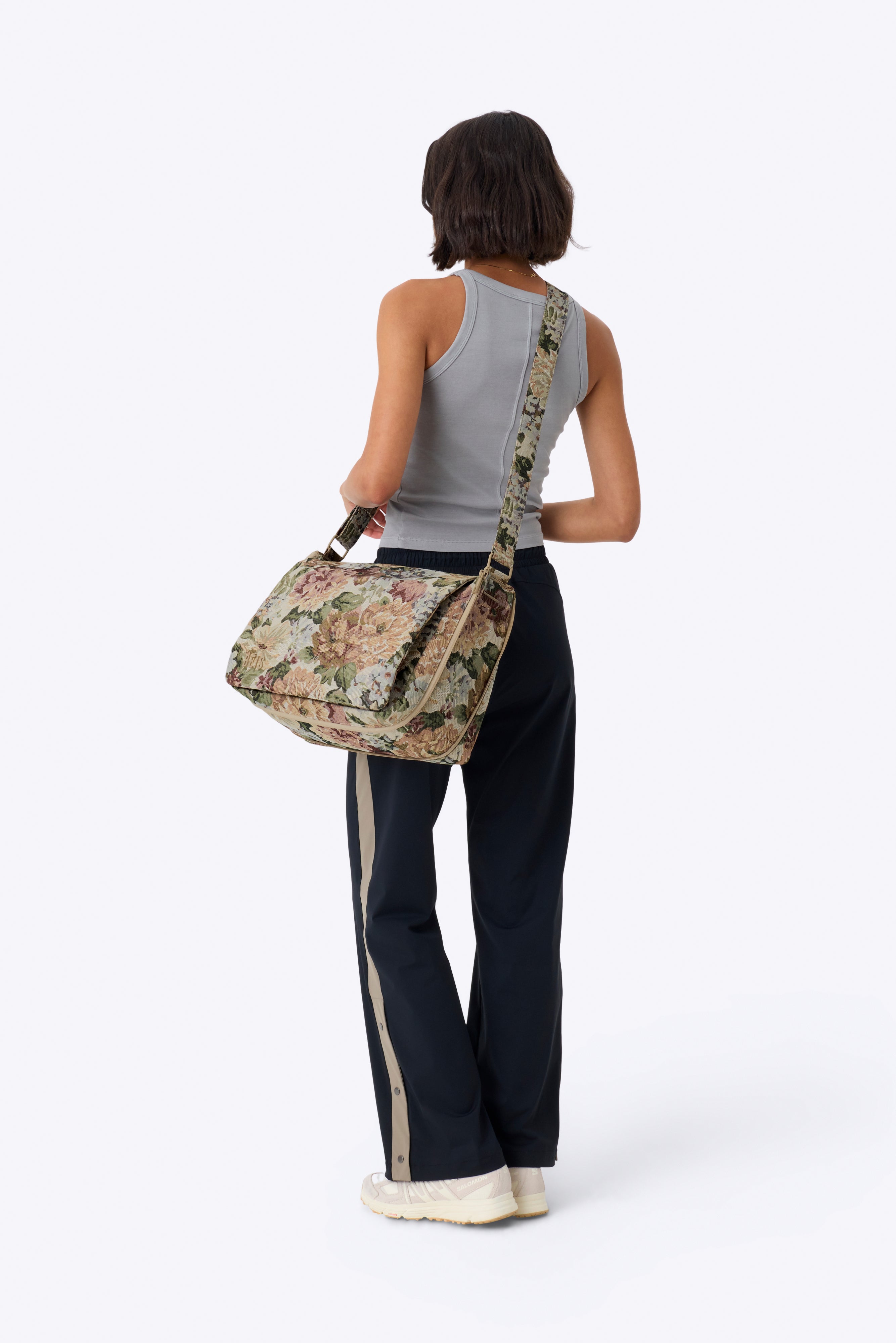 The Expandable Messenger Tote in Vintage Floral