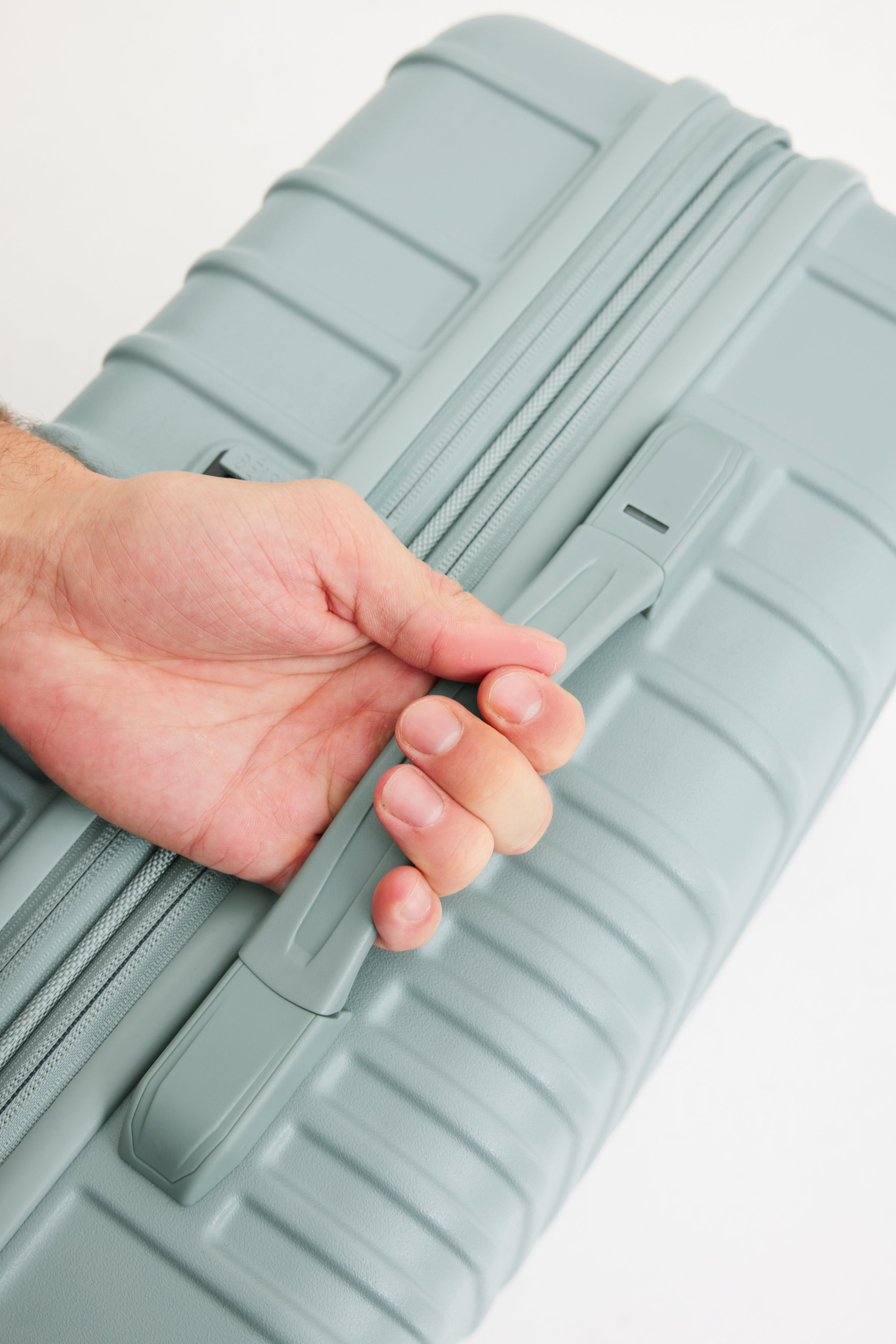 Resale The Carry-On Roller in Slate