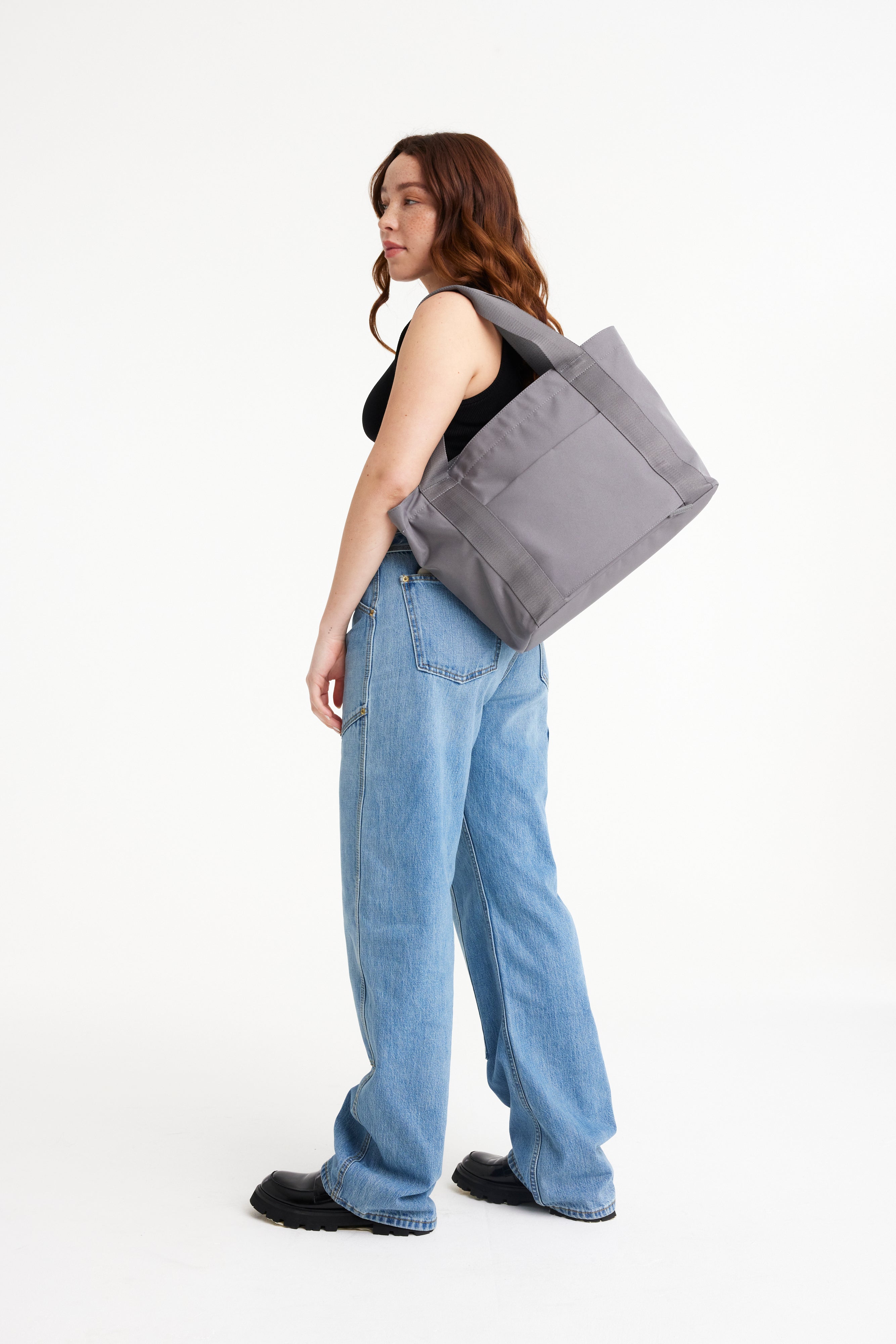 The Tote in Grey